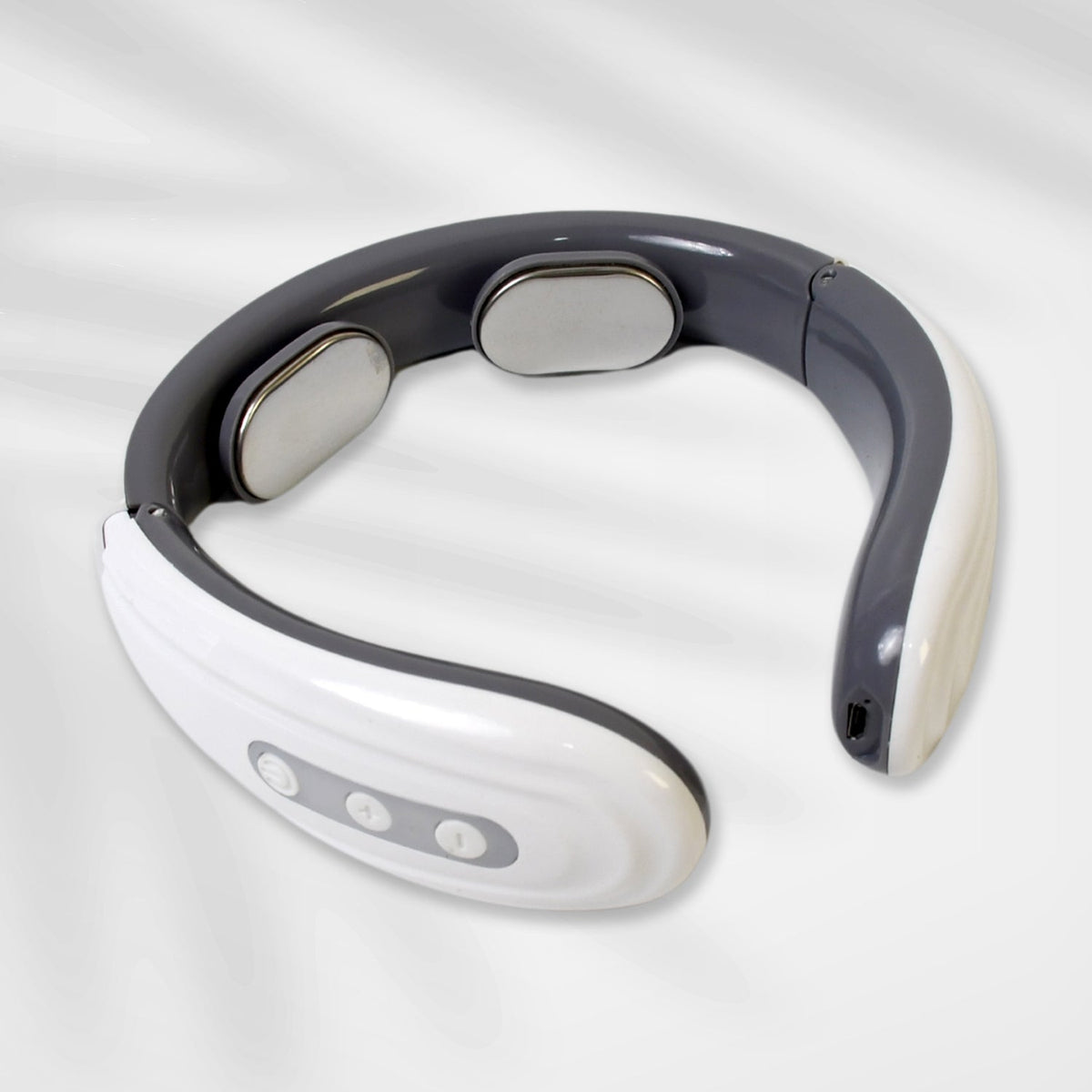 RelaxEase wireless pulse massager targeting neck and shoulder tension